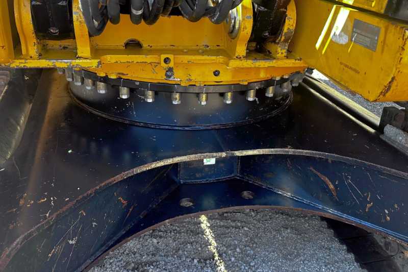 OmecoHub - Immagine CATERPILLAR 323DLN